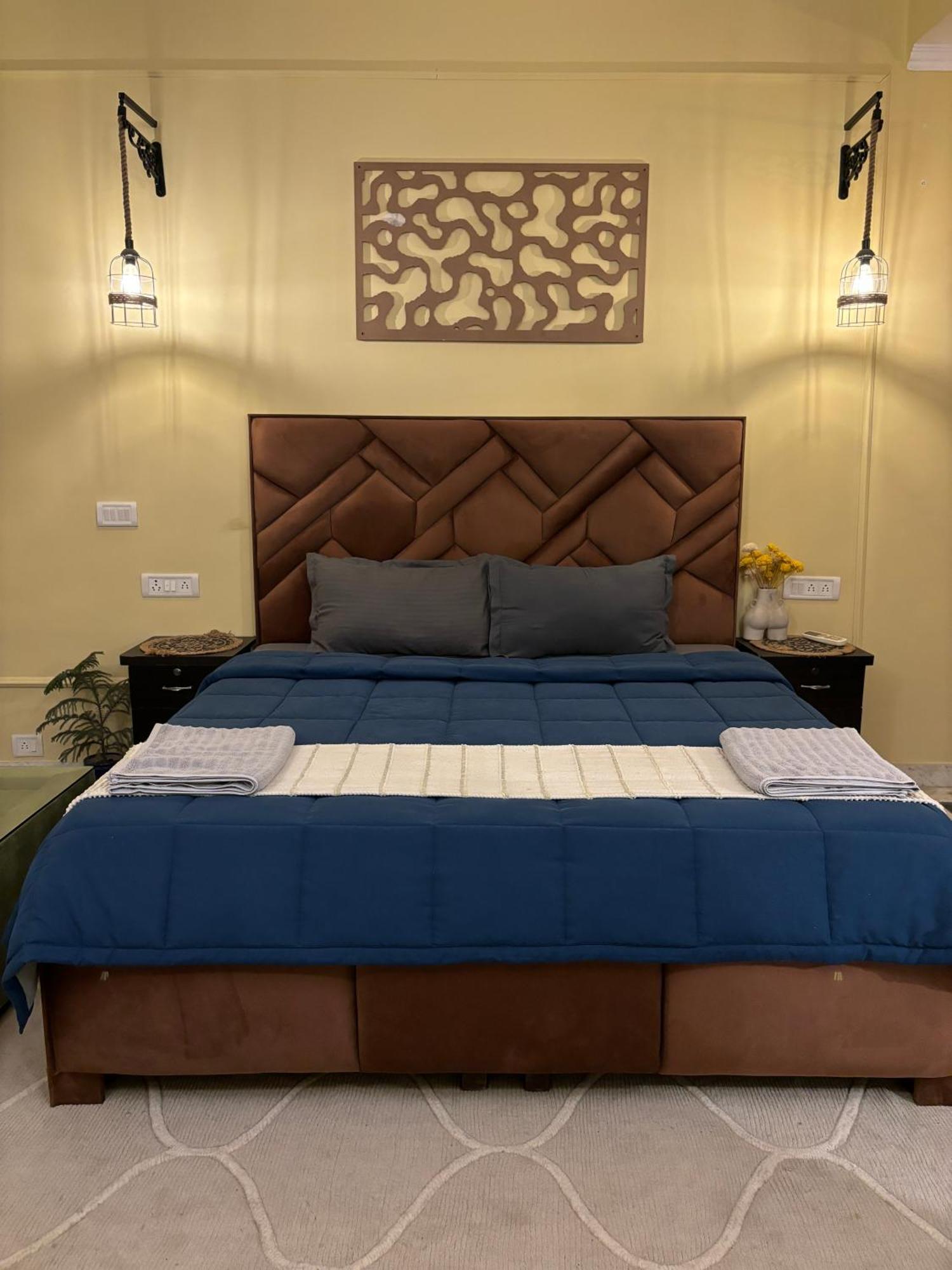 Atharva'S Homestay By Goaround Homes - Nehru Enclave Metro, South Delhi Yeni Delhi Dış mekan fotoğraf
