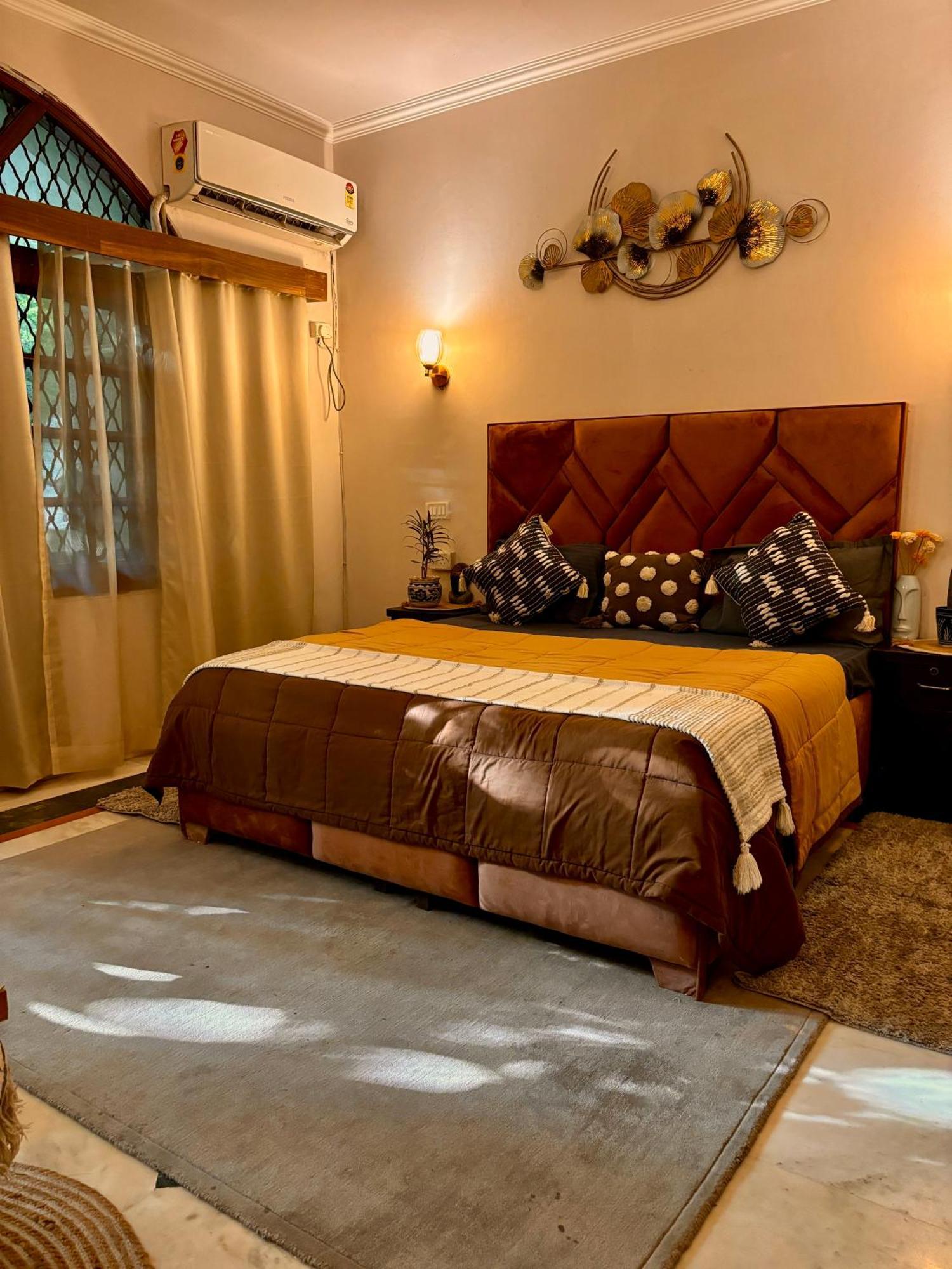 Atharva'S Homestay By Goaround Homes - Nehru Enclave Metro, South Delhi Yeni Delhi Dış mekan fotoğraf