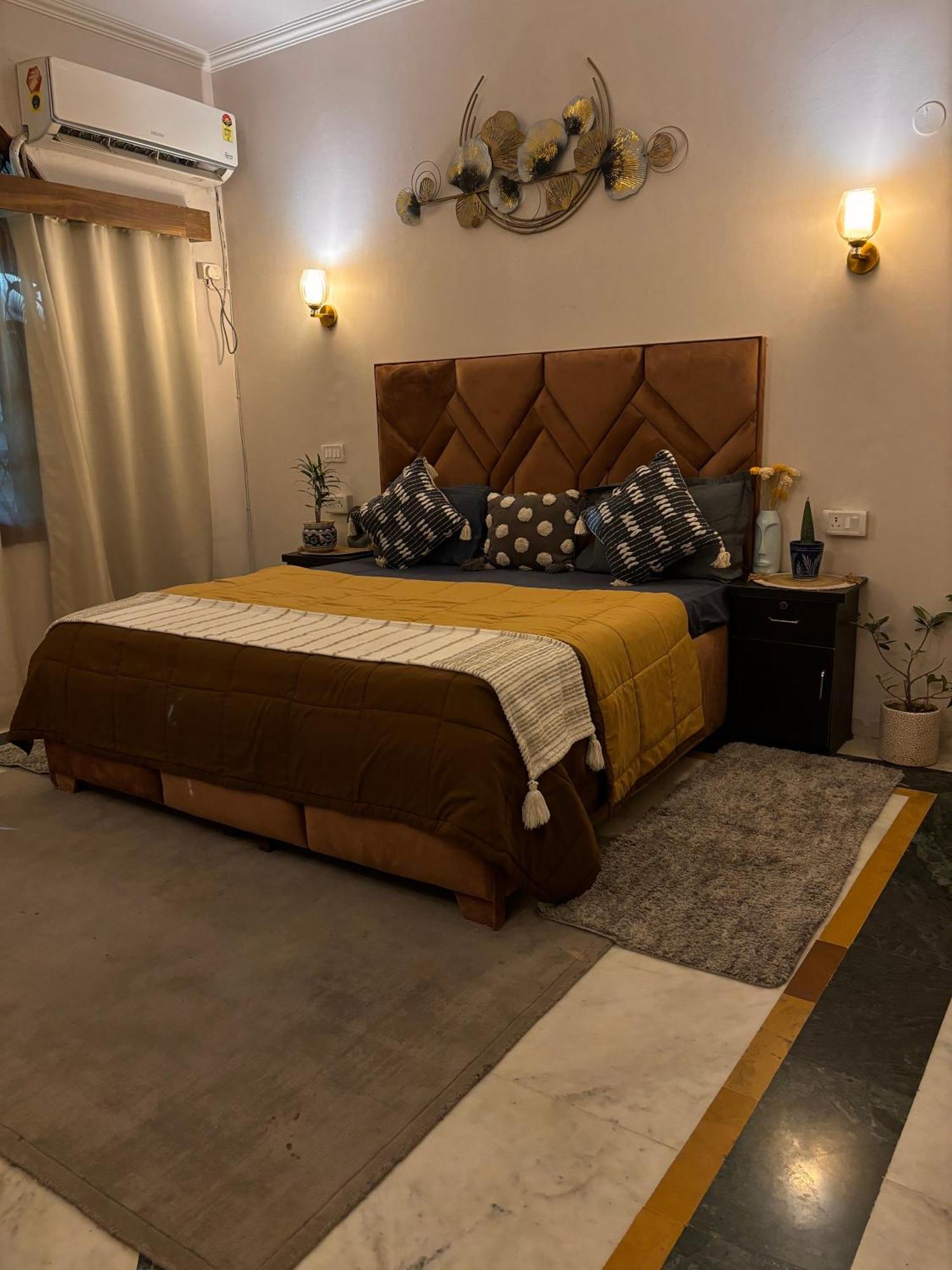 Atharva'S Homestay By Goaround Homes - Nehru Enclave Metro, South Delhi Yeni Delhi Dış mekan fotoğraf