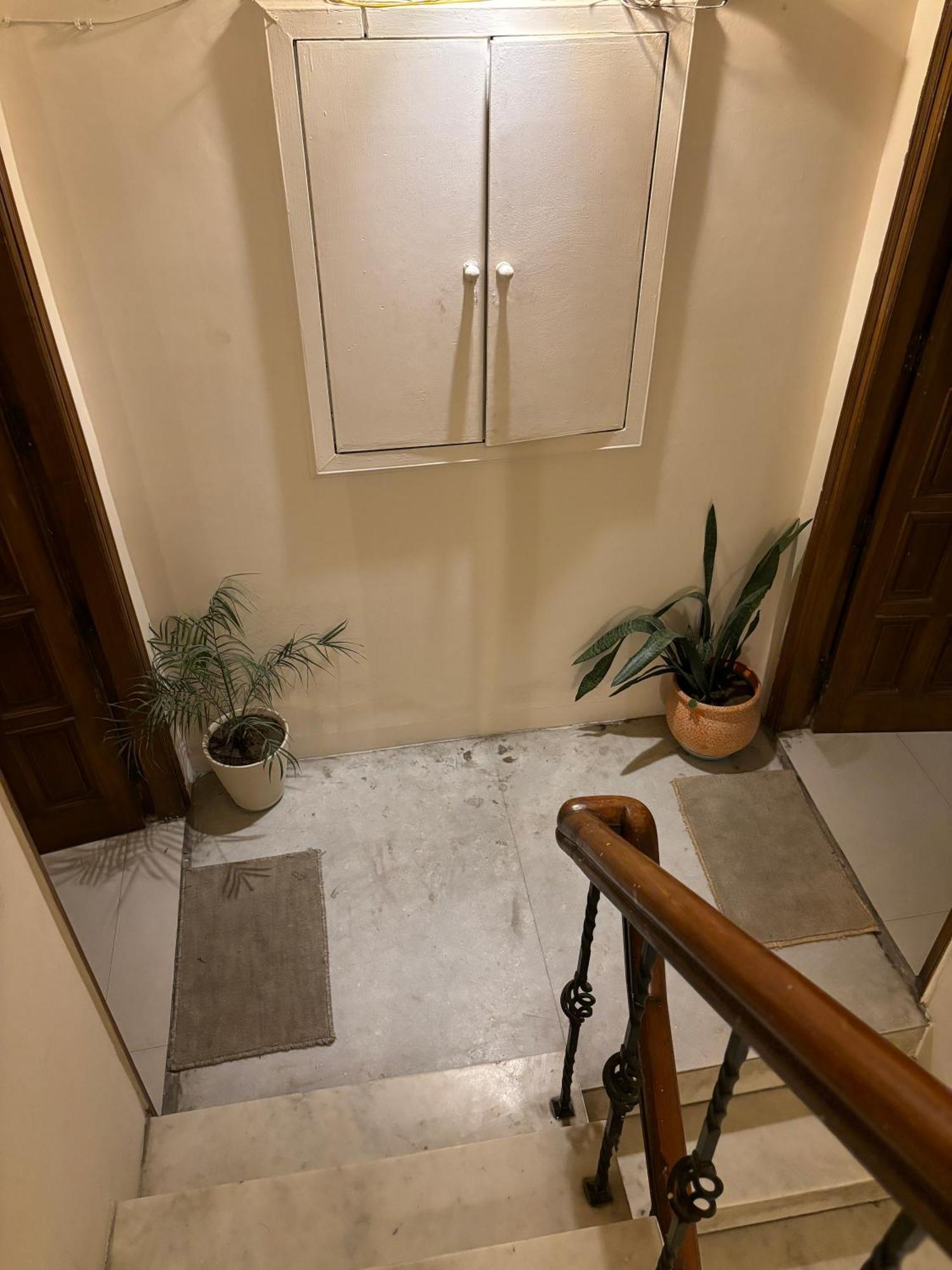 Atharva'S Homestay By Goaround Homes - Nehru Enclave Metro, South Delhi Yeni Delhi Dış mekan fotoğraf