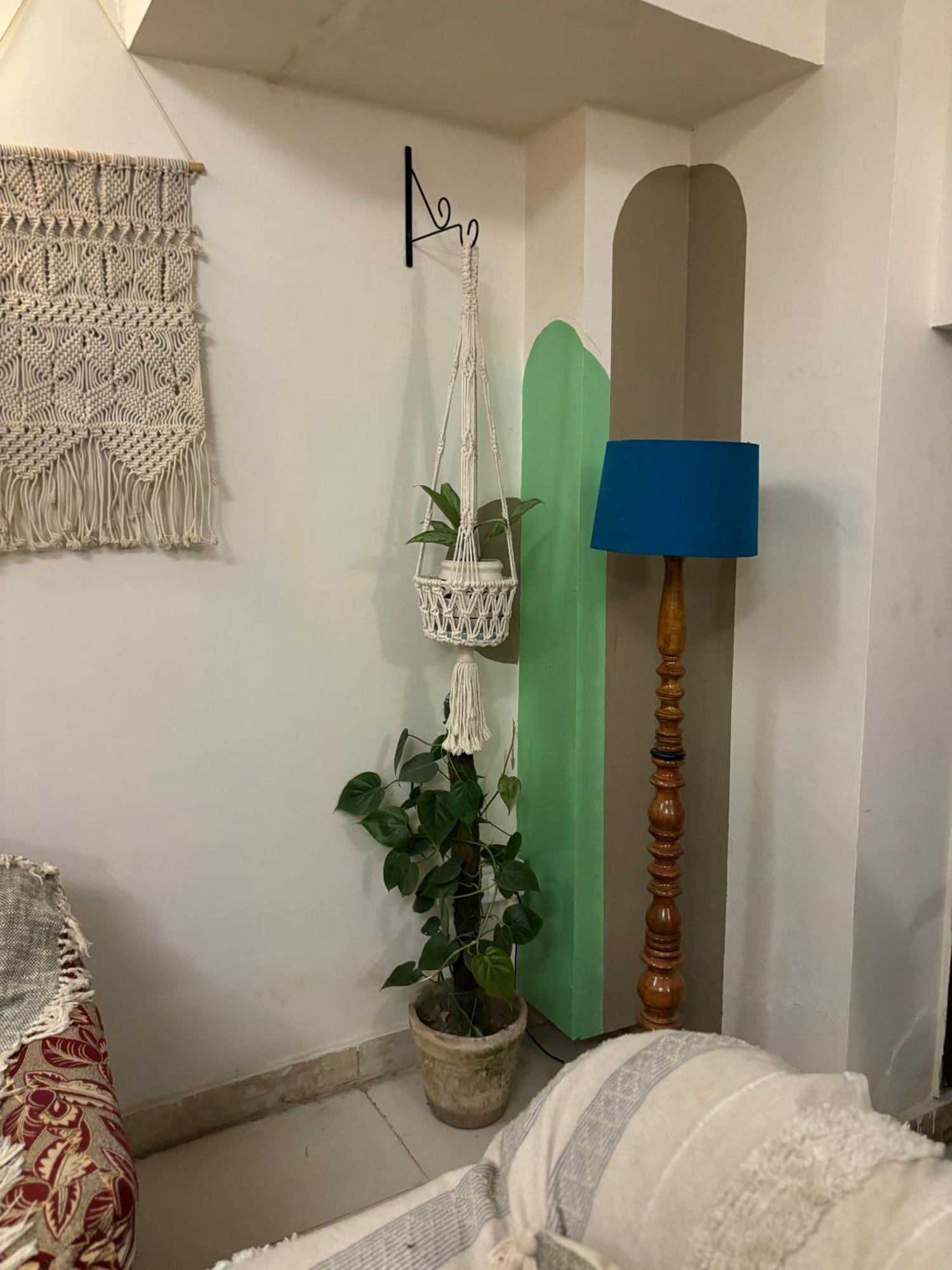 Atharva'S Homestay By Goaround Homes - Nehru Enclave Metro, South Delhi Yeni Delhi Dış mekan fotoğraf
