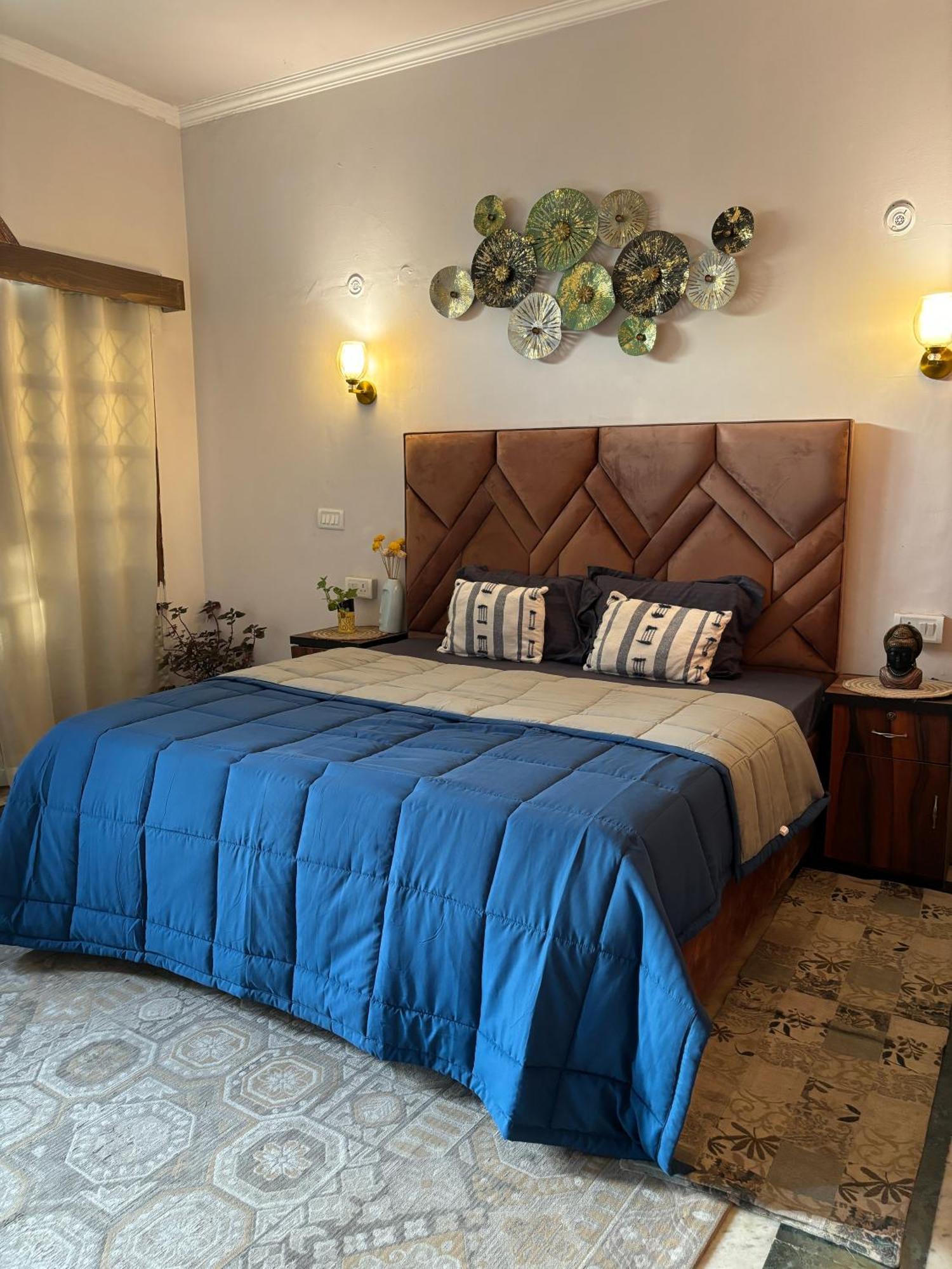 Atharva'S Homestay By Goaround Homes - Nehru Enclave Metro, South Delhi Yeni Delhi Dış mekan fotoğraf