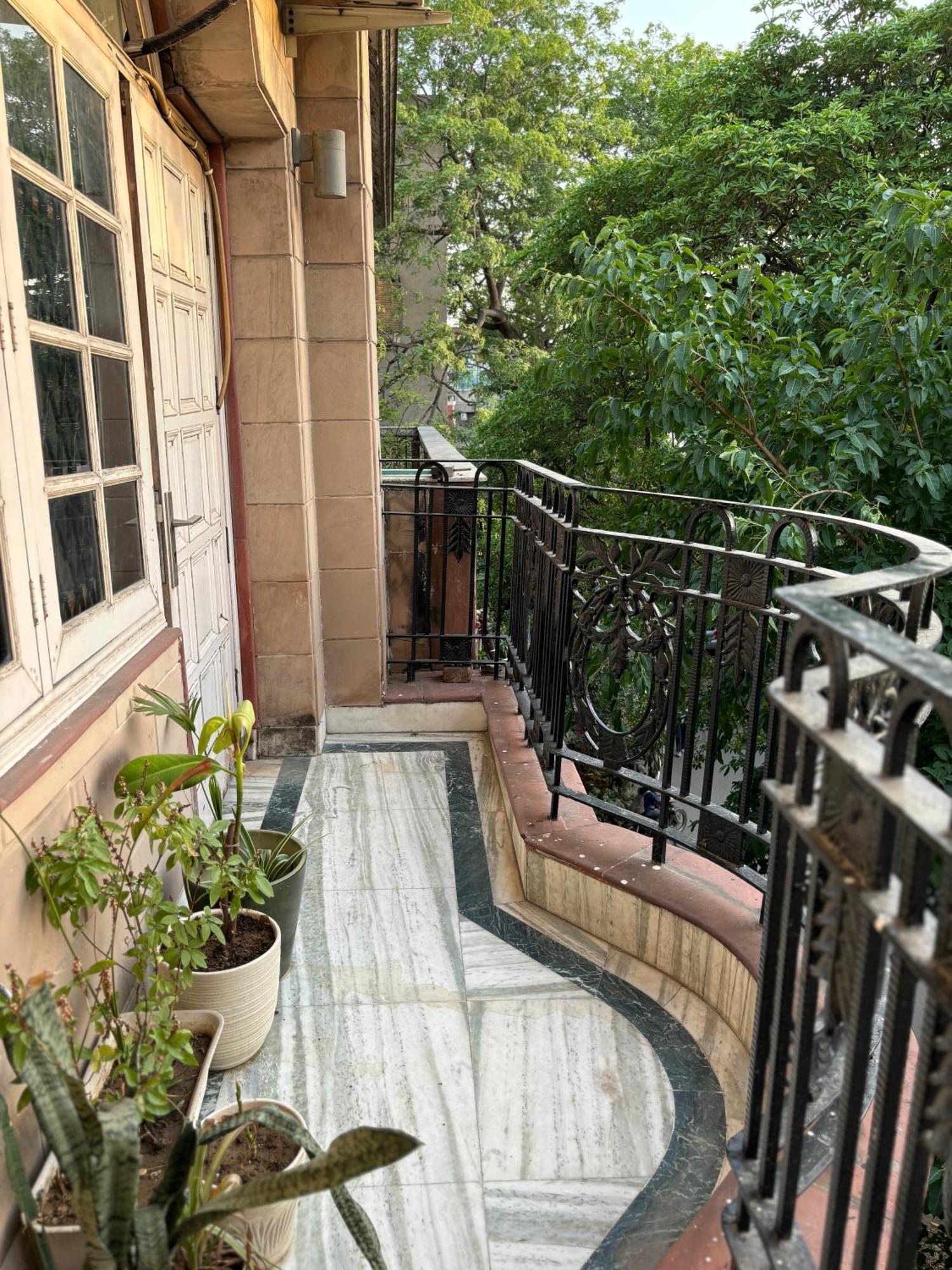 Atharva'S Homestay By Goaround Homes - Nehru Enclave Metro, South Delhi Yeni Delhi Dış mekan fotoğraf